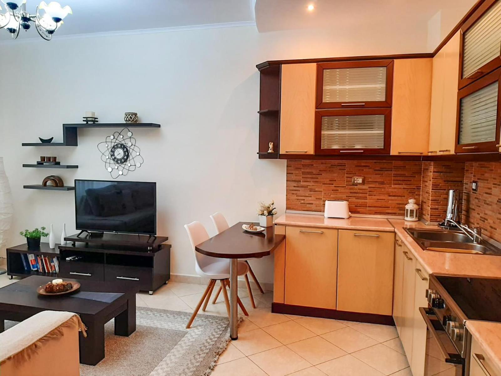 Sofia'S Modern Apartment Gjirokastër Eksteriør billede